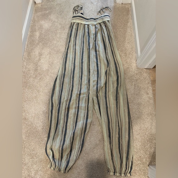Free People Harem Lurex Jumpsuit Taupe Combo size M NWT - Picture 4 of 5